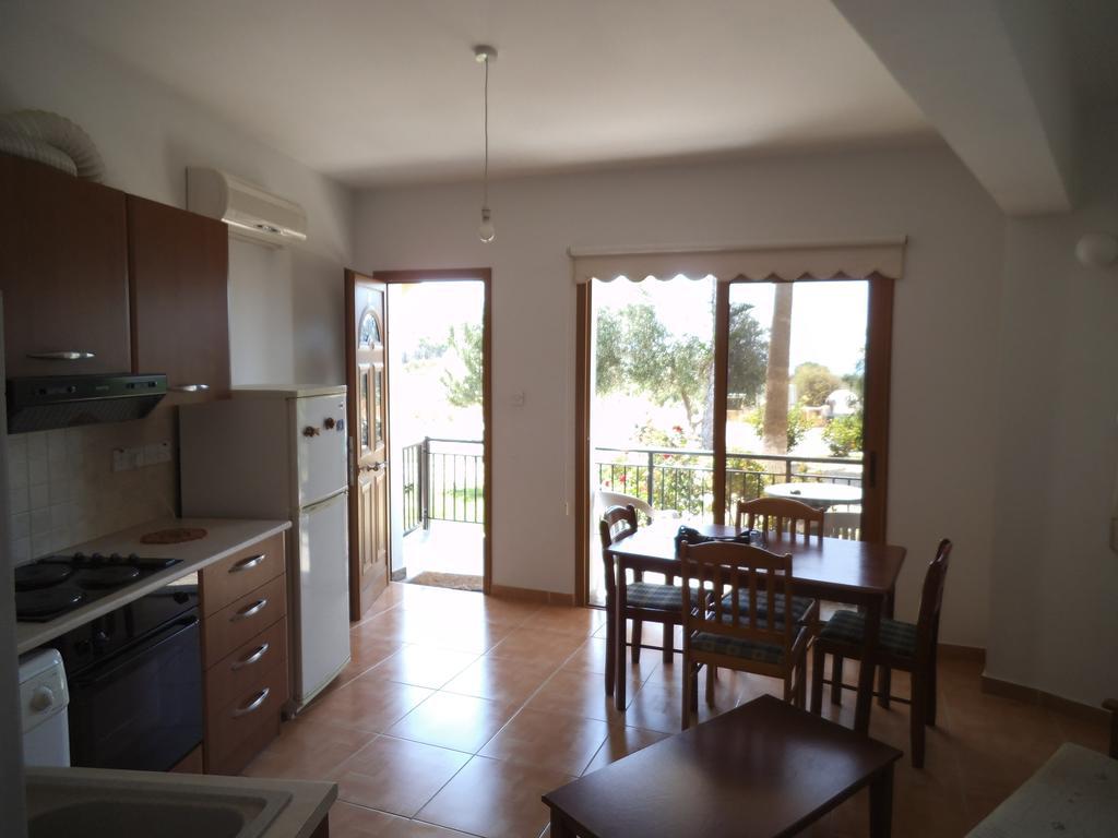 Yialos Apartments Пісурі Номер фото