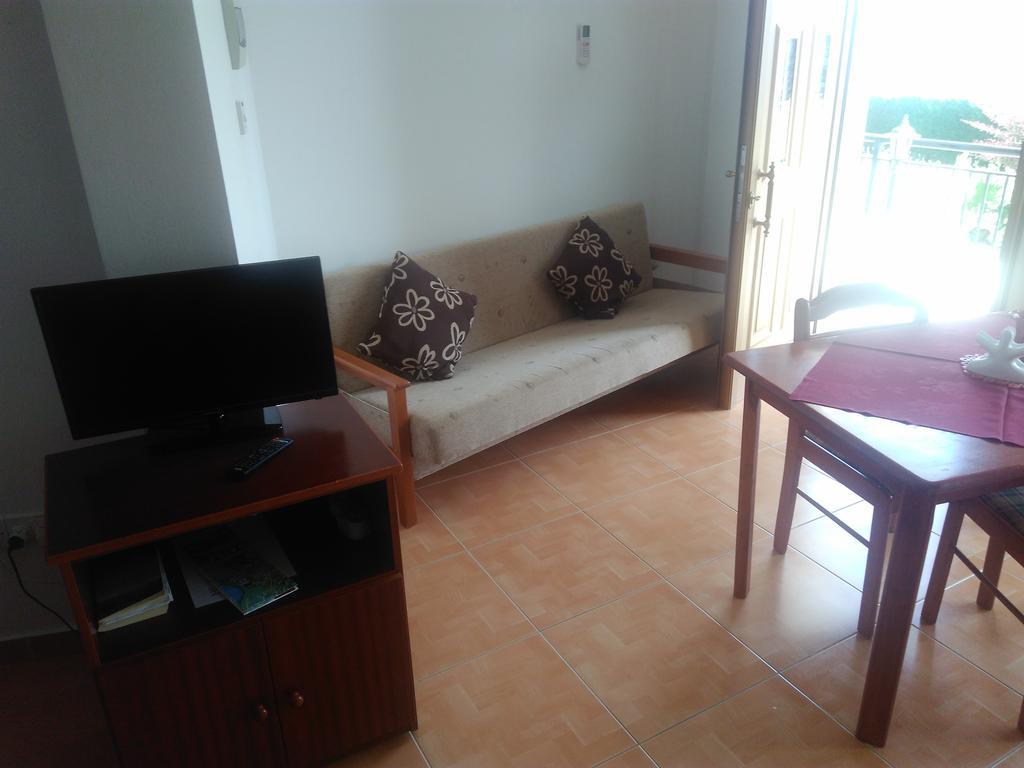 Yialos Apartments Пісурі Екстер'єр фото